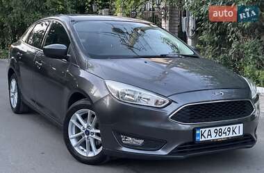 Седан Ford Focus 2018 в 
