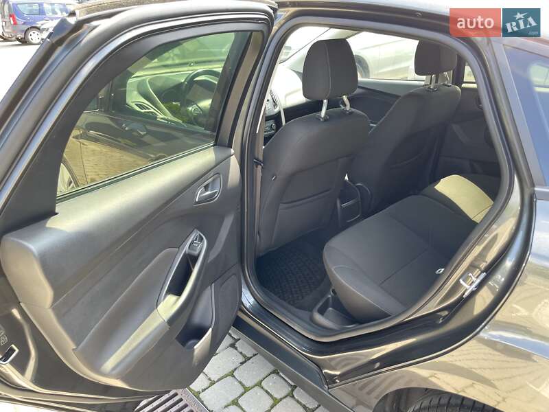 Хэтчбек Ford Focus 2017 в Львове