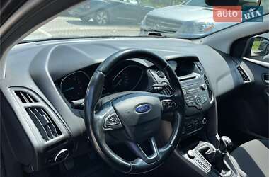 Хэтчбек Ford Focus 2017 в 