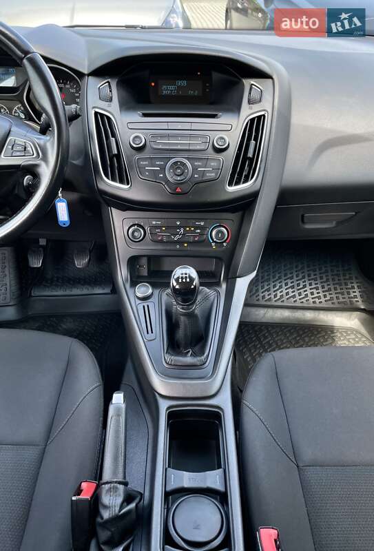 Хэтчбек Ford Focus 2017 в Львове