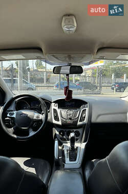 Седан Ford Focus 2013 в 