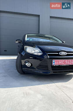 Универсал Ford Focus 2012 в 