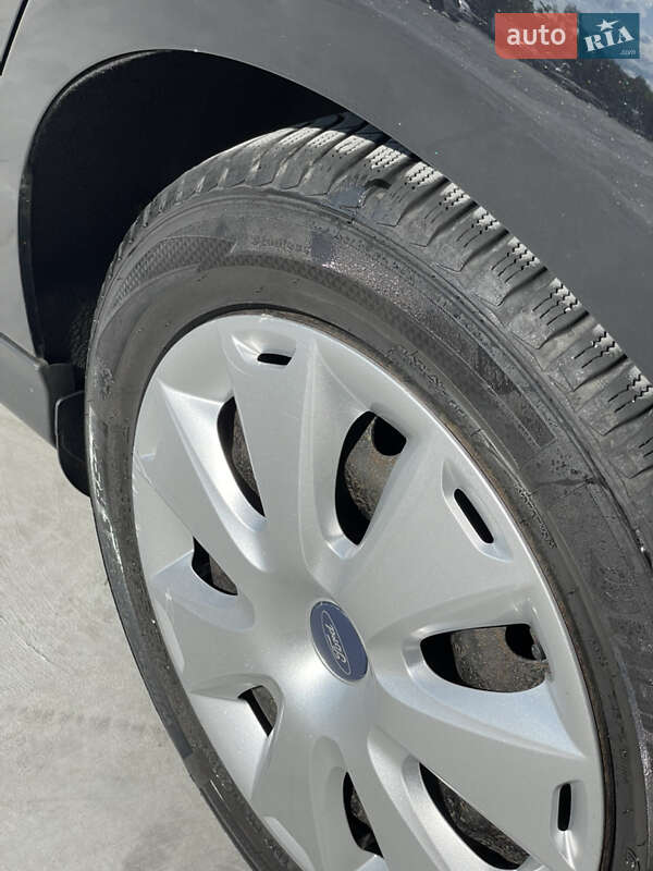 Универсал Ford Focus 2012 в Дубно