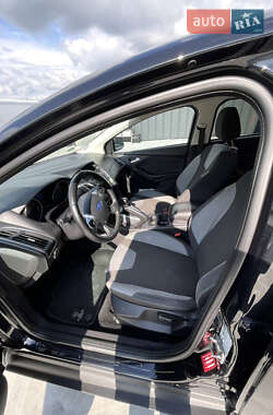 Универсал Ford Focus 2012 в 