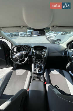 Универсал Ford Focus 2012 в 