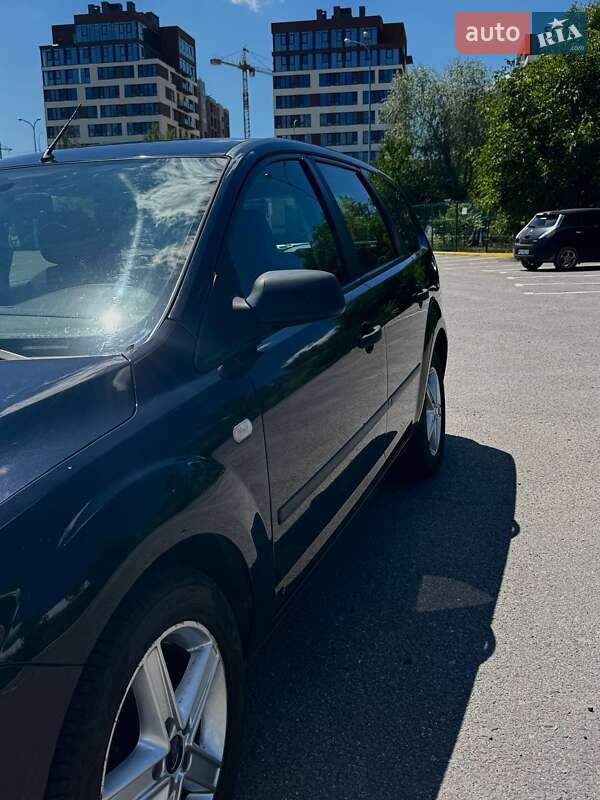 Універсал Ford Focus 2005 в Ужгороді