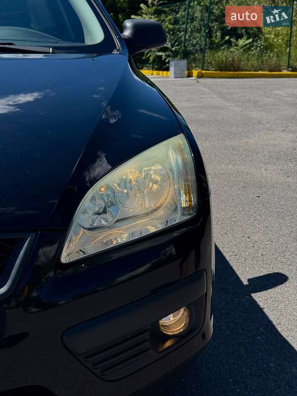 Універсал Ford Focus 2005 в Ужгороді