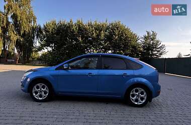 Хэтчбек Ford Focus 2010 в Ильинцах