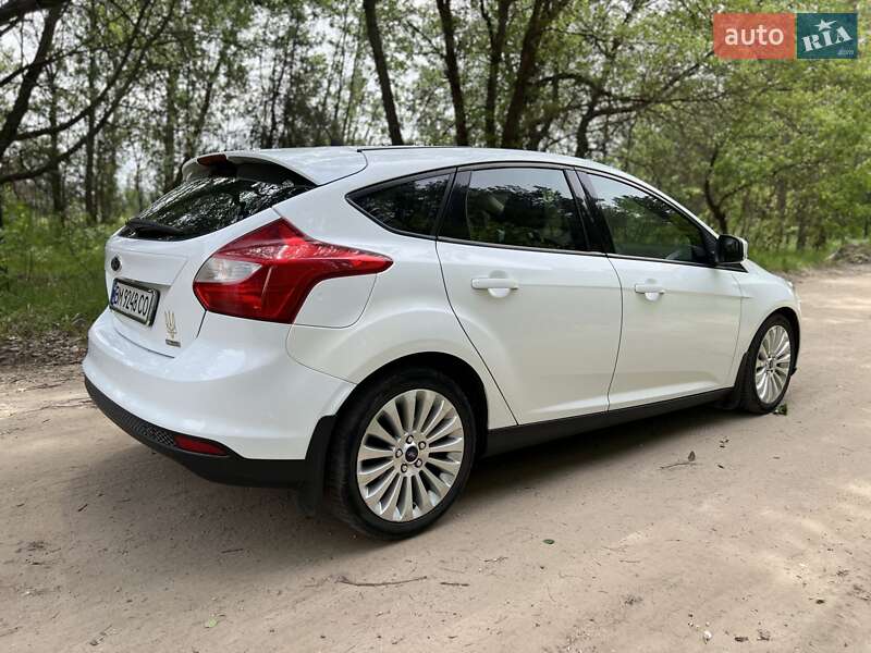 Хэтчбек Ford Focus 2013 в Ахтырке фото 5 Хэтчбек Ford Focus 2013 в Ахтырке