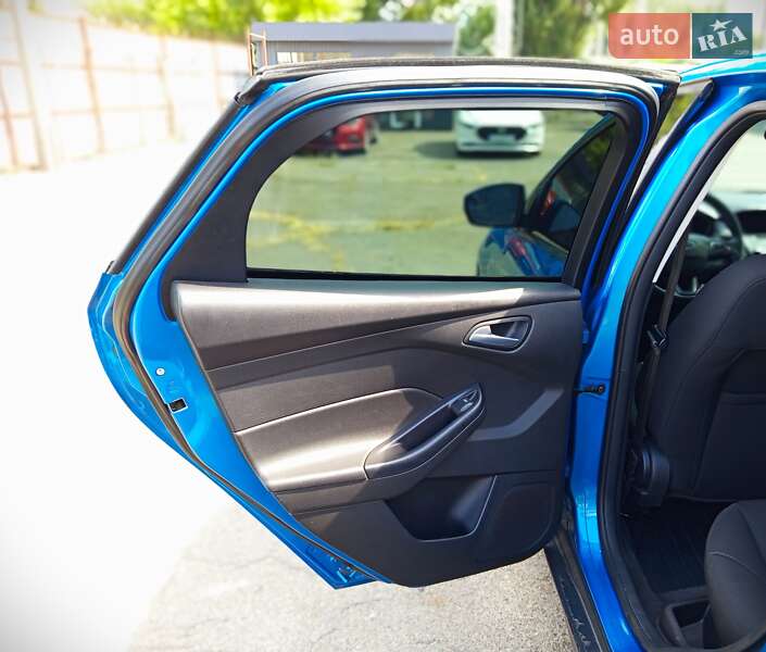 Хэтчбек Ford Focus 2016 в Киеве
