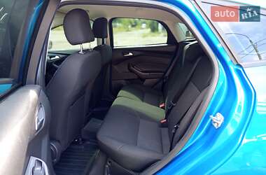 Хэтчбек Ford Focus 2016 в 