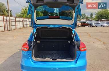 Хэтчбек Ford Focus 2016 в 