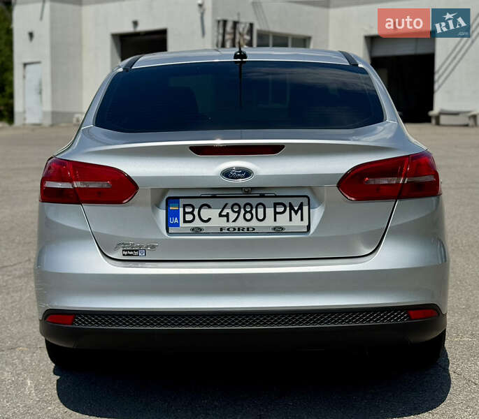 Седан Ford Focus 2015 в Запорожье