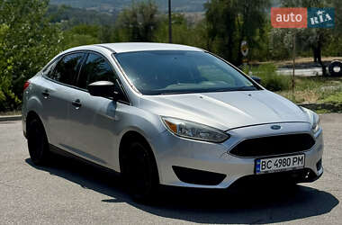 Седан Ford Focus 2015 в 