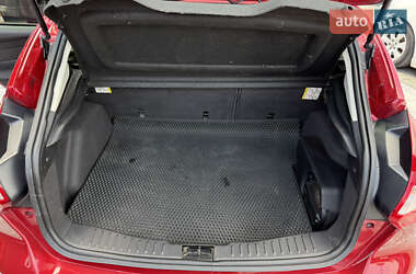 Хетчбек Ford Focus 2012 в 