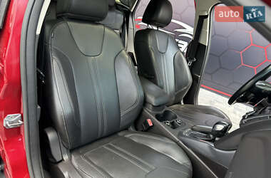 Хетчбек Ford Focus 2012 в 