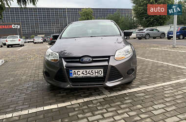 Седан Ford Focus 2011 в 