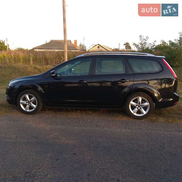 Универсал Ford Focus 2010 в Чернобае