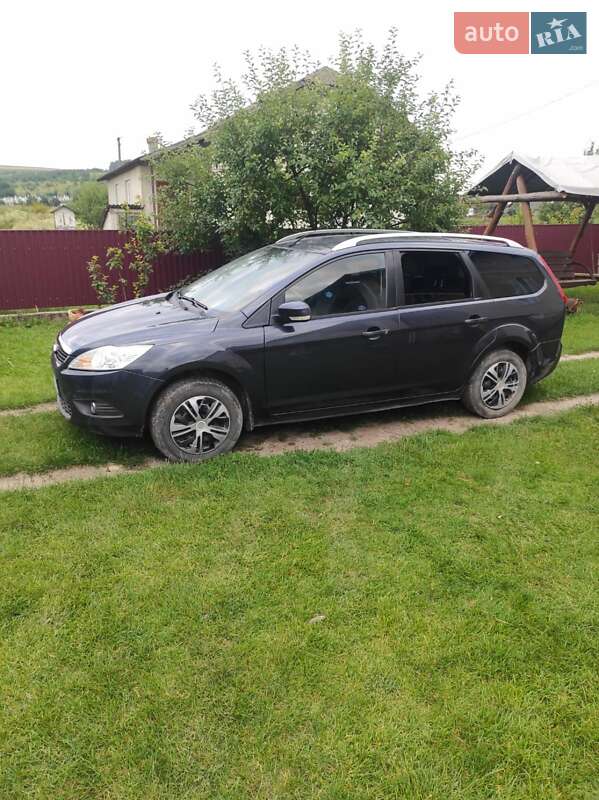 Ford Focus 2010