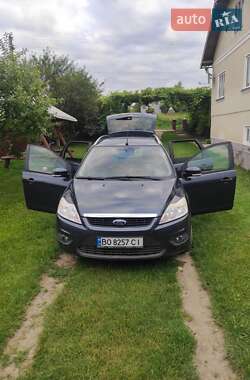 Универсал Ford Focus 2010 в 
