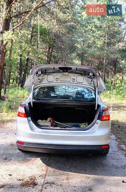 Седан Ford Focus 2013 в 