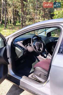 Седан Ford Focus 2013 в 