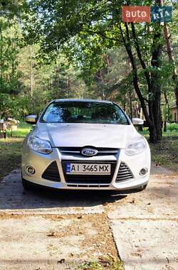 Седан Ford Focus 2013 в 