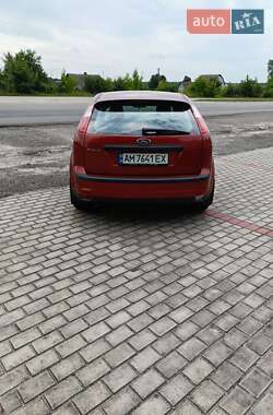 Хэтчбек Ford Focus 2006 в 