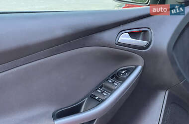 Универсал Ford Focus 2012 в 
