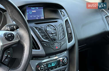 Универсал Ford Focus 2012 в 