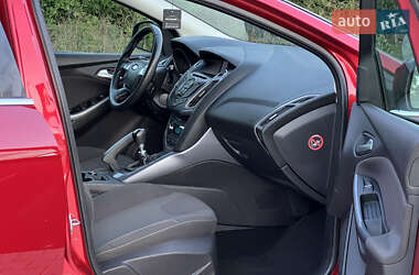 Универсал Ford Focus 2012 в 