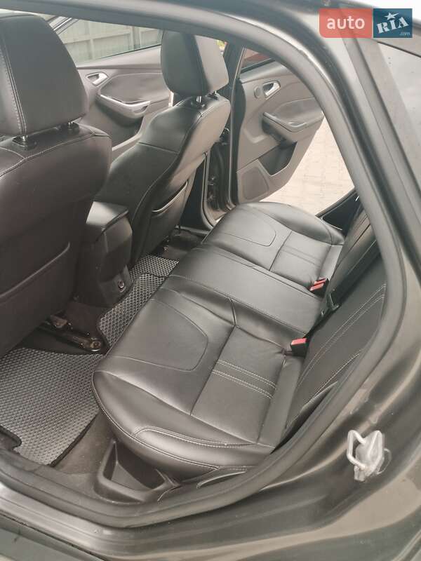Седан Ford Focus 2013 в Львове