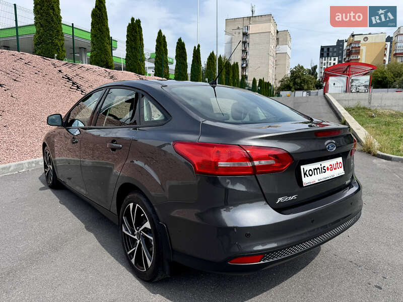 Седан Ford Focus 2015 в Виннице