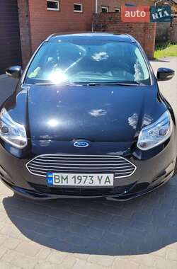 Хэтчбек Ford Focus 2013 в 