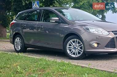 Универсал Ford Focus 2014 в 