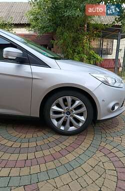 Универсал Ford Focus 2012 в 