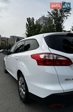 Универсал Ford Focus 2011 в 