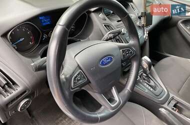 Хэтчбек Ford Focus 2018 в 