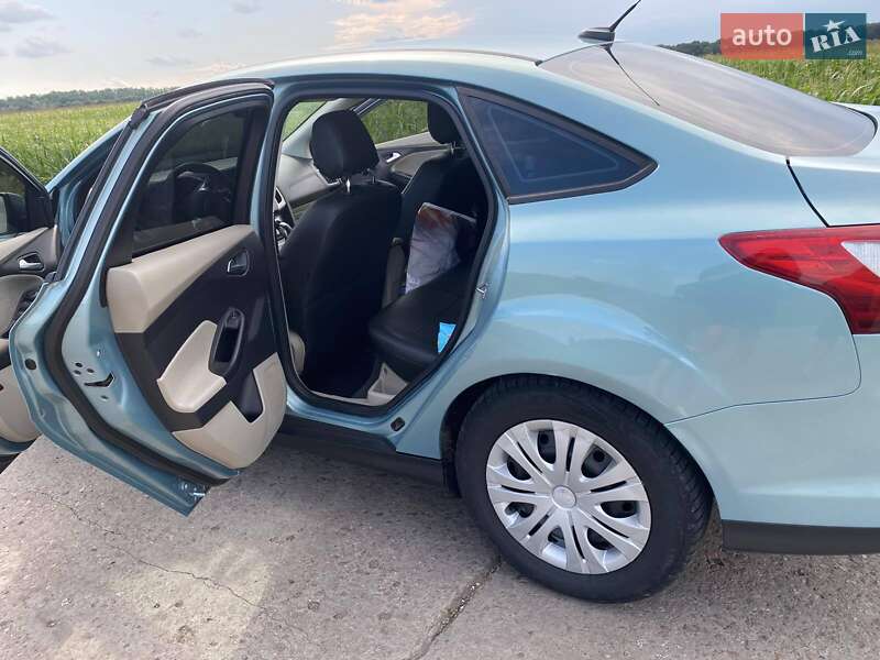 Седан Ford Focus 2011 в Варве фото 12 Седан Ford Focus 2011 в Варве