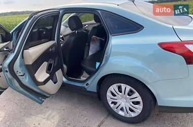 Седан Ford Focus 2011 в 