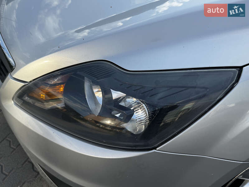 Универсал Ford Focus 2010 в Великой Багачке