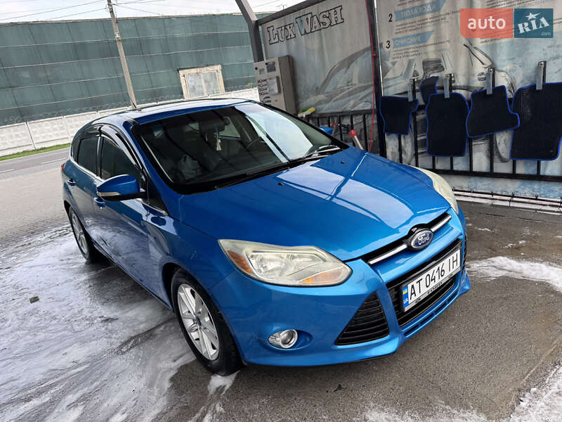 Хетчбек Ford Focus 2011 в Надвірній