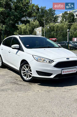Хэтчбек Ford Focus 2016 в 