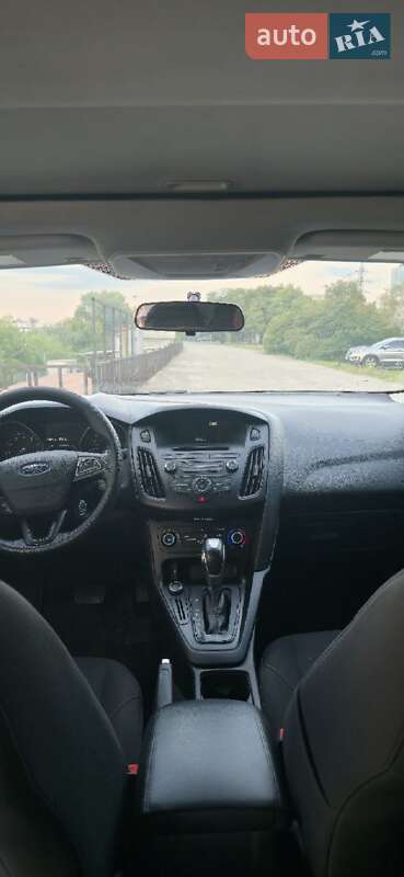 Седан Ford Focus 2015 в Днепре