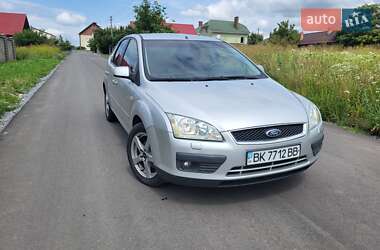 Хетчбек Ford Focus 2006 в Рівному