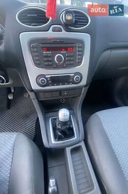 Хетчбек Ford Focus 2007 в 