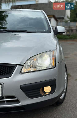 Хэтчбек Ford Focus 2007 в 