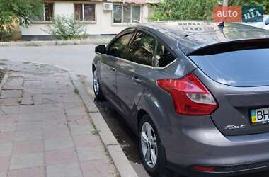 Хэтчбек Ford Focus 2013 в 