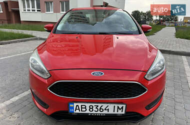 Седан Ford Focus 2015 в 