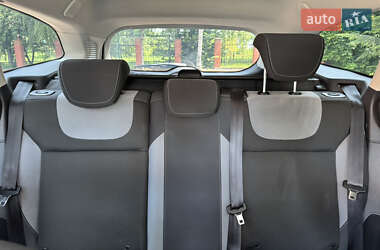 Универсал Ford Focus 2012 в 